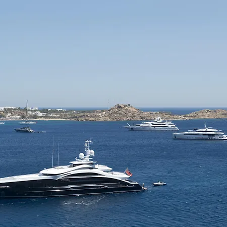 Ξενοδοχείο με διαμερίσματα Mykonos Azure 3*