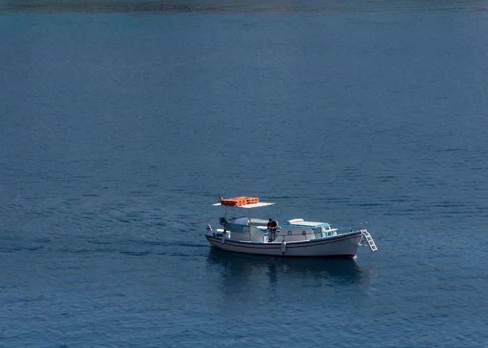 Mykonos Azure Ξενοδοχείο με διαμερίσματα 4*